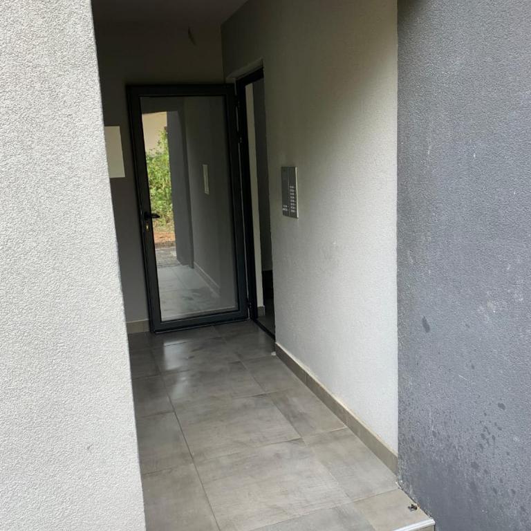 Spacious Green Breeze Apartment - Private Parking - Two-Bedroom Apartment - 21