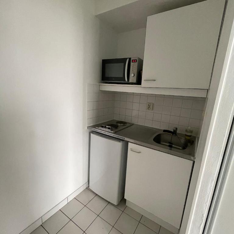 Grand Studio Lumineux Caen Memorial - Appartement 1 Chambre - 9
