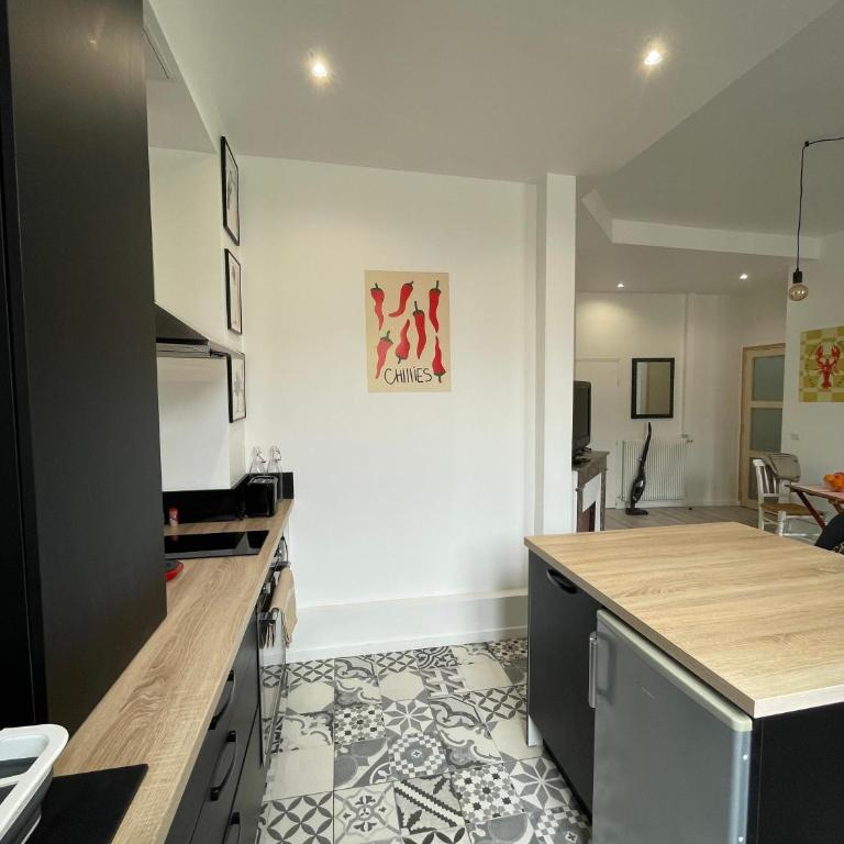 Hypercentre Angers, lumineux T3 de 50m2, bon plan - 2 chambres - Appartement 2 Chambres - Vue sur Ville - 10