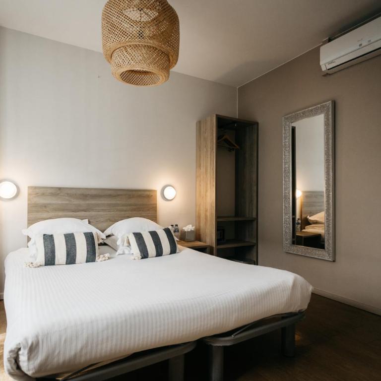 Hôtel Le Petit Castel - Chambre Double Standard - 7