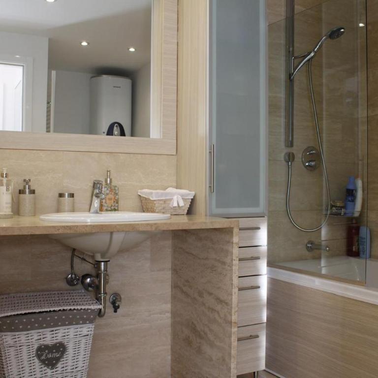 Budva LUX Apartment 1 - One-Bedroom Apartment - 9