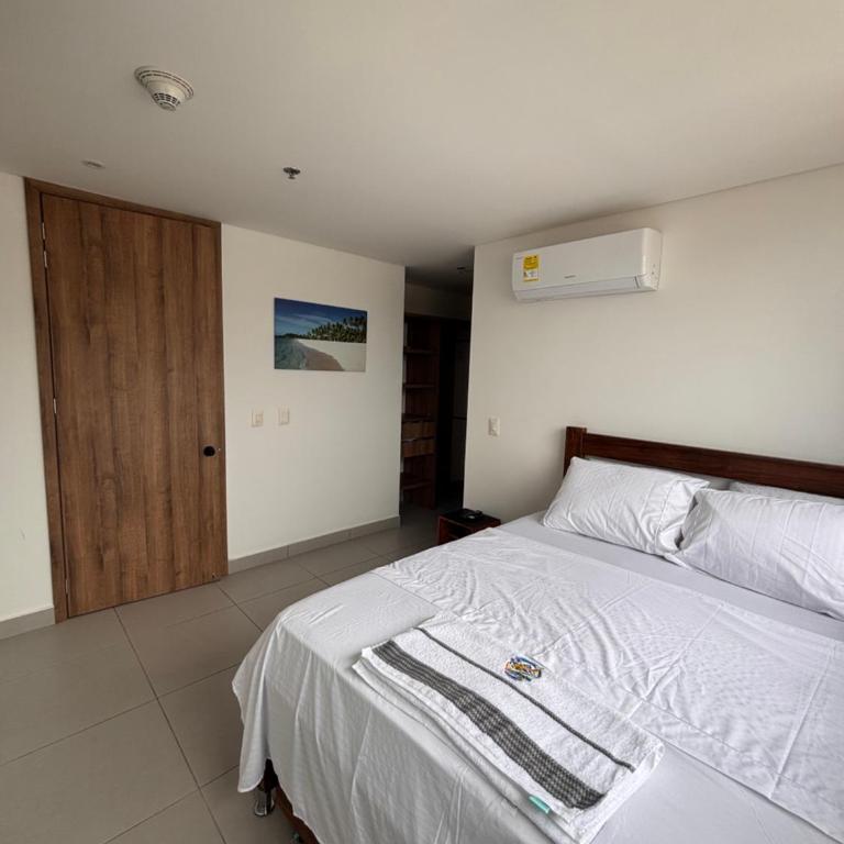 APARTA SUITE Rodadero Santa Marta - Two-Bedroom Apartment - 24