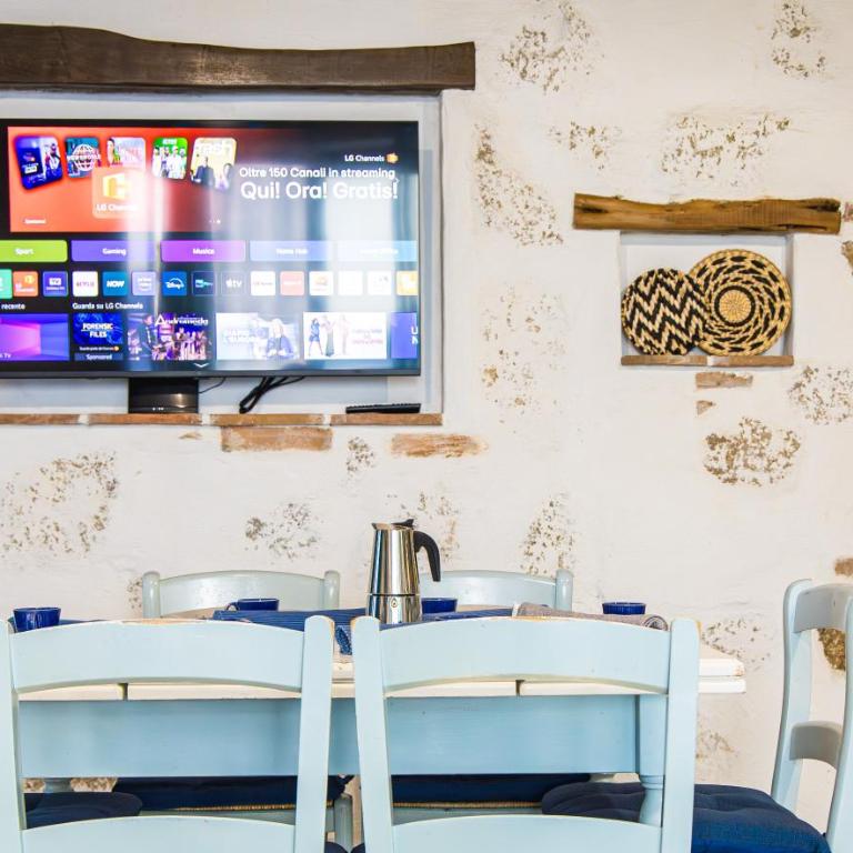 Casa Amsicora, appartamento per 6 wi-fi e A-C - Appartamento con 3 Camere da Letto - 6
