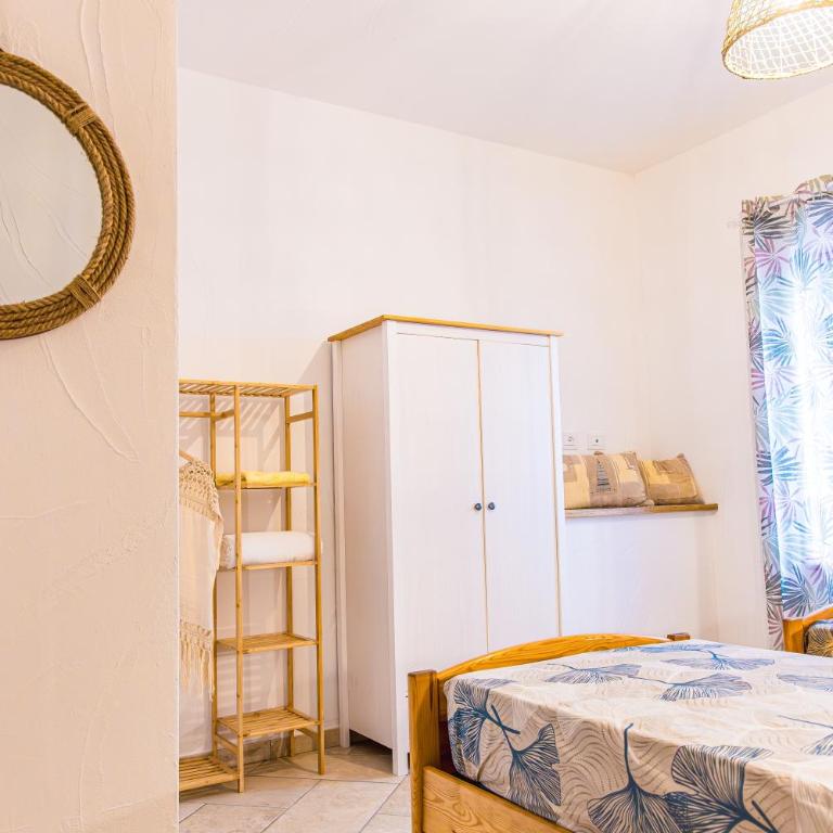 Casa Amsicora, appartamento per 6 wi-fi e A-C - Appartamento con 3 Camere da Letto - 9