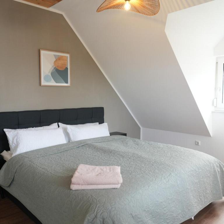 Haus für 8 Gäste mit Garten und Parkplatz in ruhiger Lager - Haus mit 3 Schlafzimmern - 25
