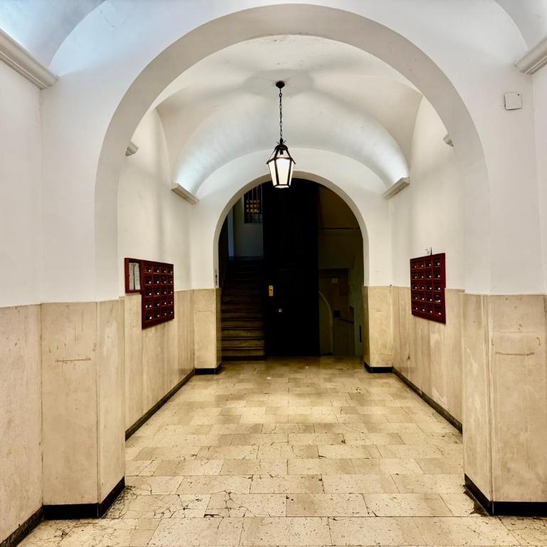 Loft con Archi Romani Cuore di Trastevere - Appartamento con 1 Camera da Letto - 19