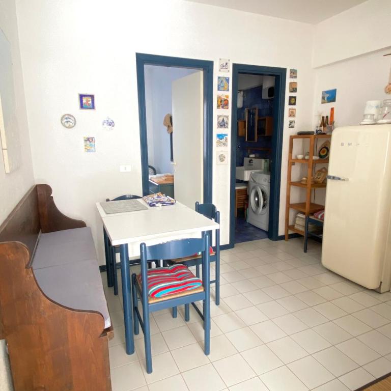 Apartment near the beach, with veranda - Appartamento con 2 Camere da Letto - 12