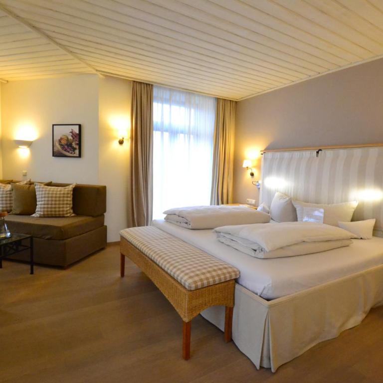 Staudacherhof in Garmisch-Partenkirchen I Blick aufs Zugspitzmassiv I einzigartige Bayurvida Küche - Superior Doppelzimmer Alpine - 8