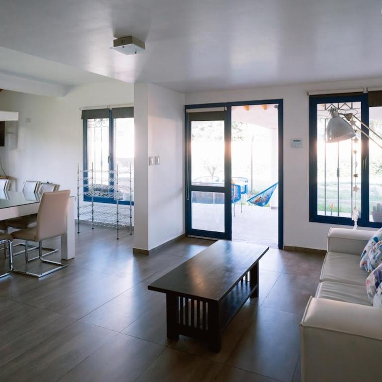 Casa Molino - Three-Bedroom House - 60