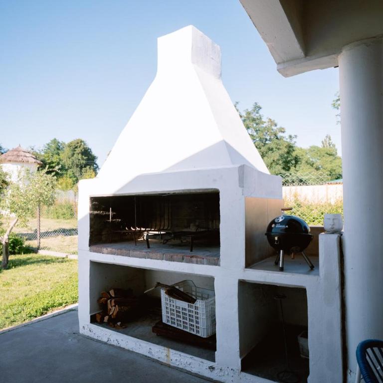 Casa Molino - Three-Bedroom House - 72