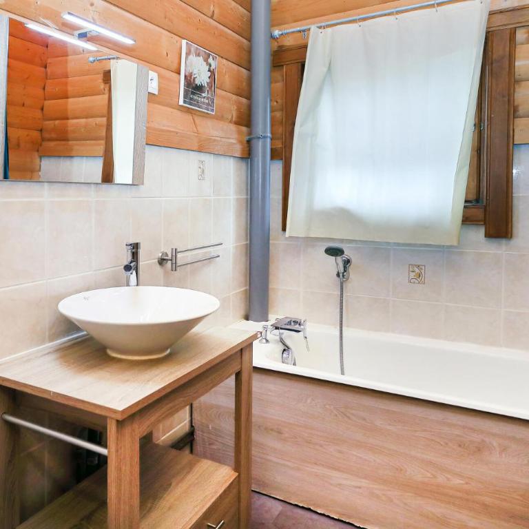1 Bedroom Gorgeous Apartment In Gerardmer - Appartement 1 Chambre - 11