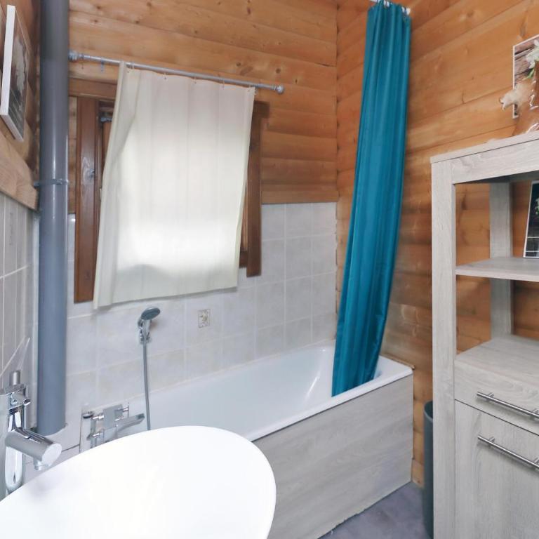 1 Bedroom Gorgeous Apartment In Gerardmer - Appartement 1 Chambre - 12