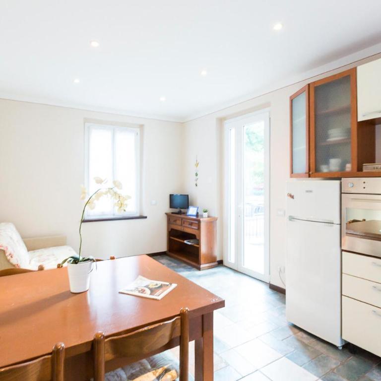 3 Bedroom Nice Apartment In Stresa - Appartamento con Terrazza - 2