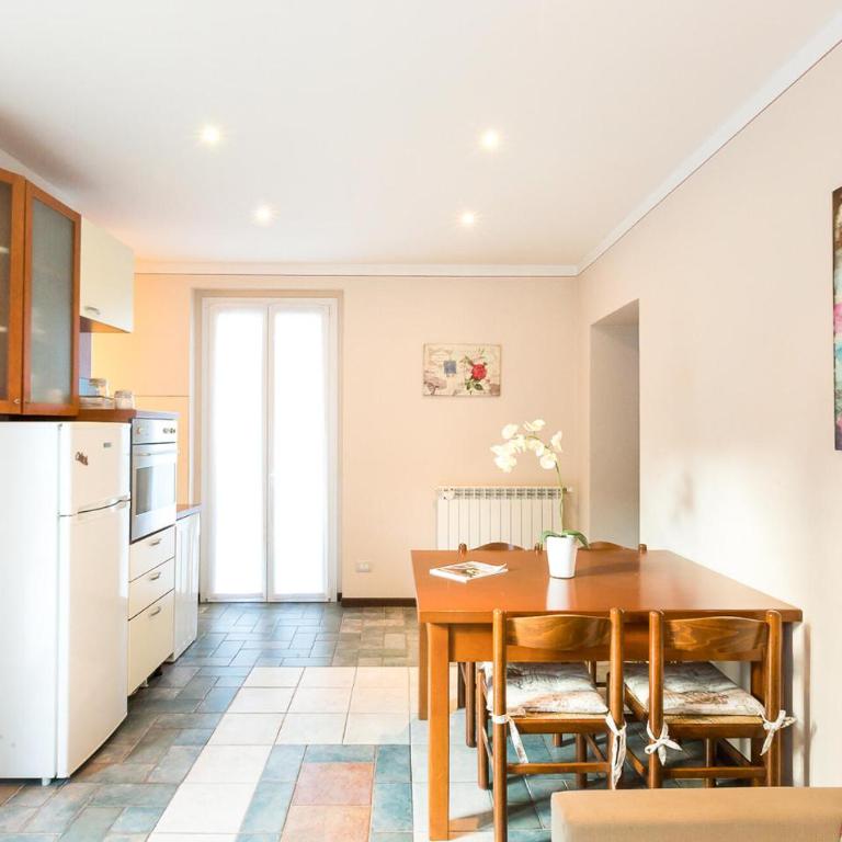 3 Bedroom Nice Apartment In Stresa - Appartamento con Terrazza - 9