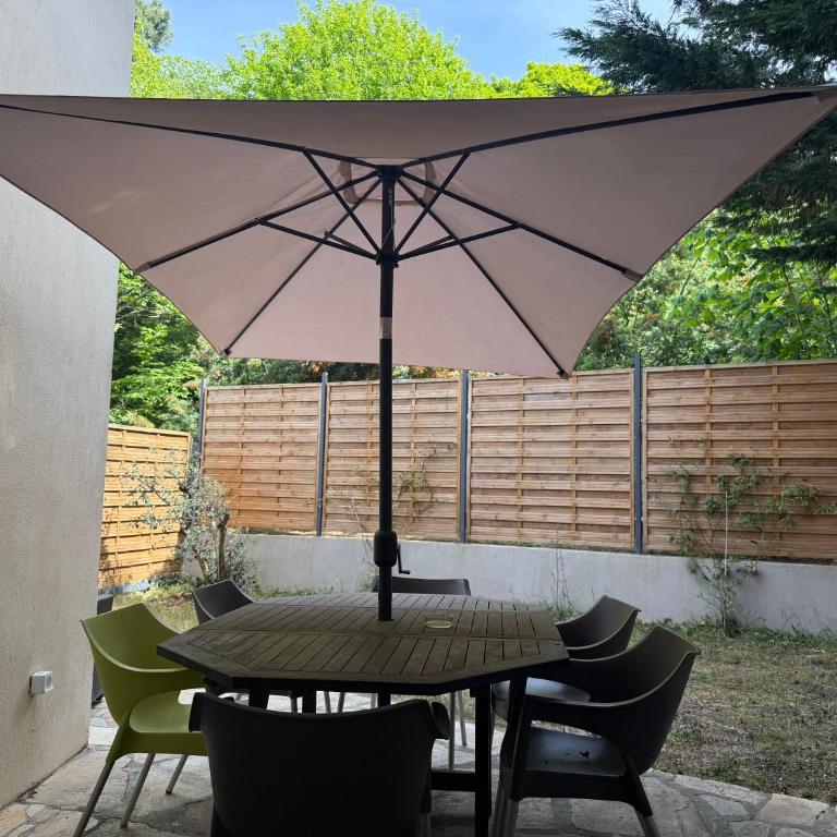Domaine Le Rocher d Argent avec Piscine Extérieur ,Jacuzzi Intérieur et Salle de jeux - Appartamento con 2 Camere da Letto - 4