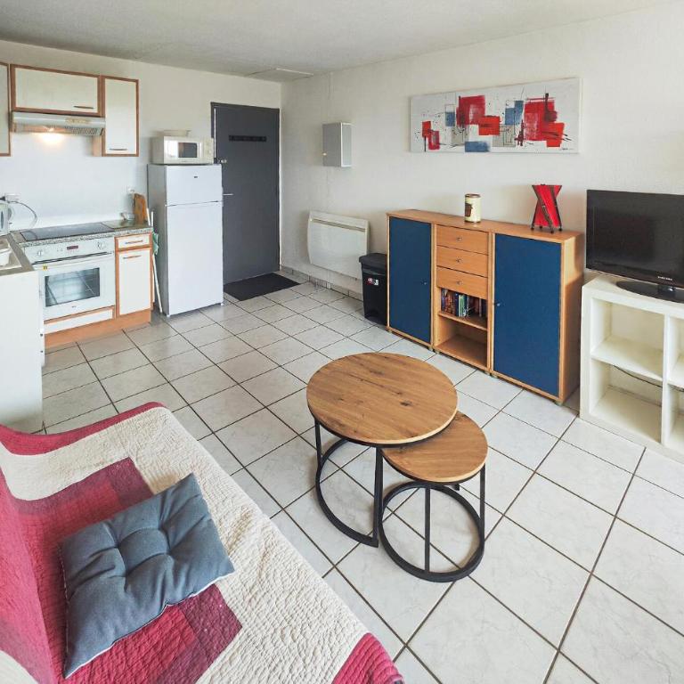 Appt Face A La Mer - One-Bedroom Apartment with Sea View - 2