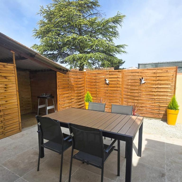 Maison 3 ch et jardin à l'isle sur la sorgue près de la rivière - Casa de 3 dormitorios - 4