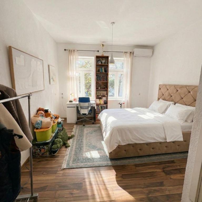 Luxury Stay in the Heart of Podgorica - Bokeška Street - One-Bedroom Apartment - 2