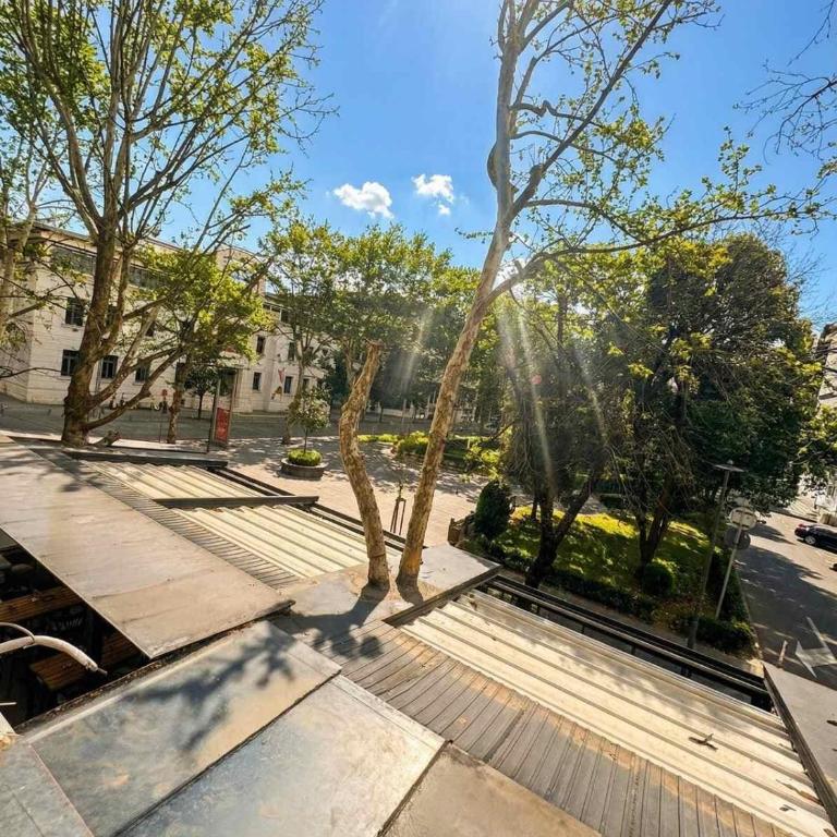 Luxury Stay in the Heart of Podgorica - Bokeška Street - One-Bedroom Apartment - 7
