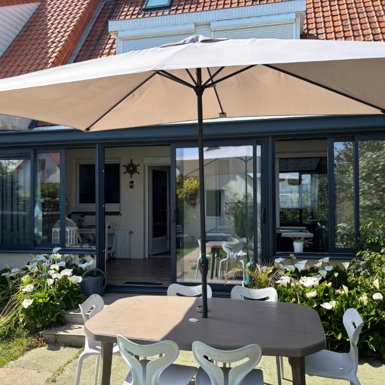 Maison Cléopâtre 4 minutes à pied de la plage 3 chambres véranda jardin parking privé - Haus mit 3 Schlafzimmern - 1