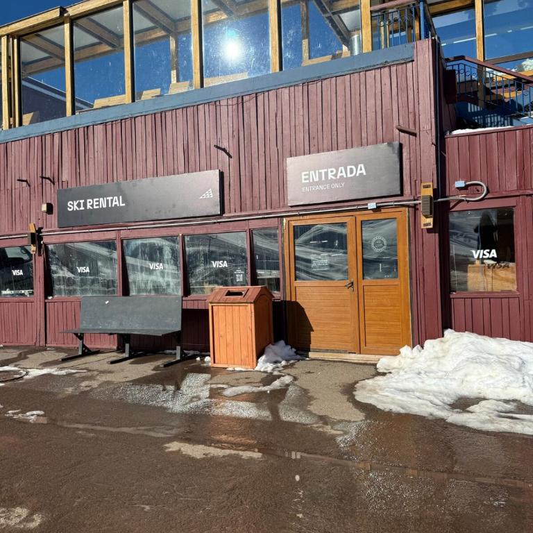 Newly Remodeled Ski IN OUT - Three-Bedroom Apartment - 18