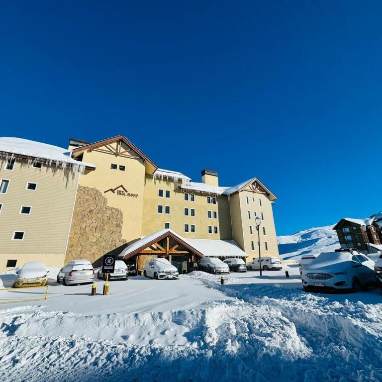 Newly Remodeled Ski IN OUT - Three-Bedroom Apartment - 45