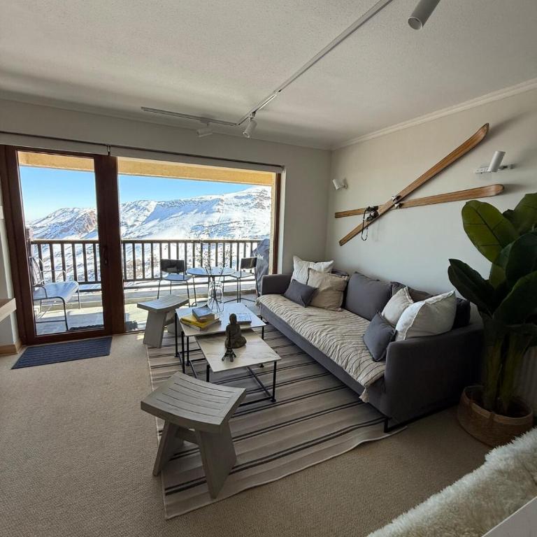 Newly Remodeled Ski IN OUT - Three-Bedroom Apartment - 46