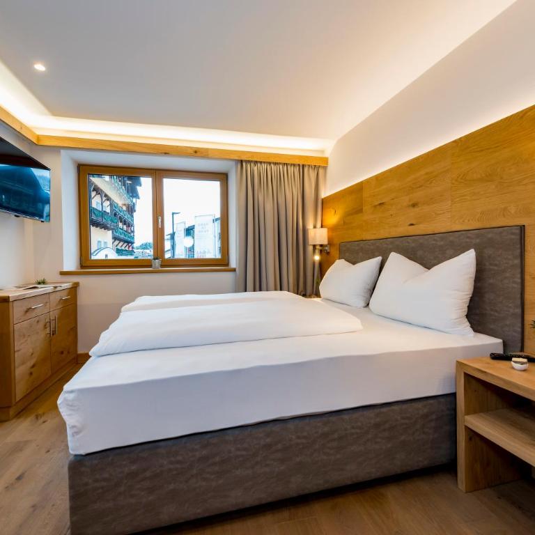 Tiroler Weinstube - Deluxe Apartment mit Balkon - 5