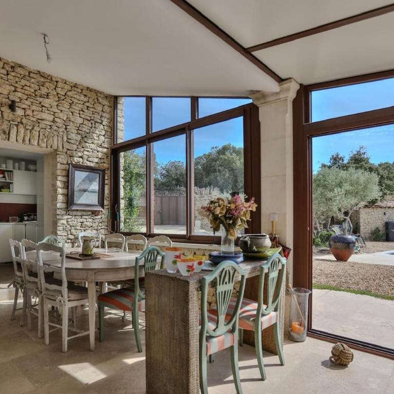 Mas provençal avec piscine à 10 minutes à pieds du village de Gordes - Villa con 3 Camere da Letto - 27