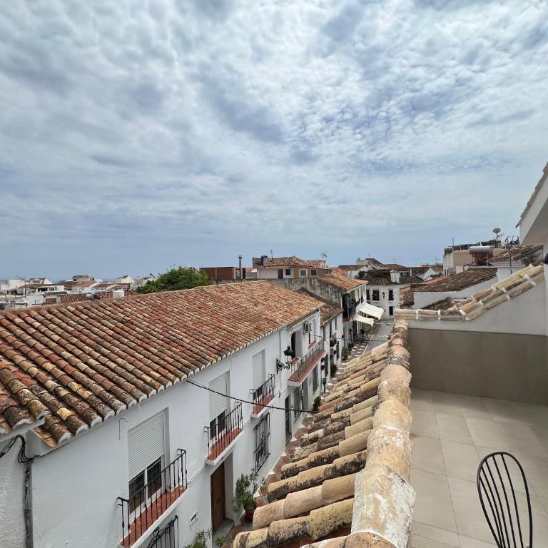 Studio Apartments in the vibrant heart of Benalmádena Pueblo - Studio with Terrace - 7