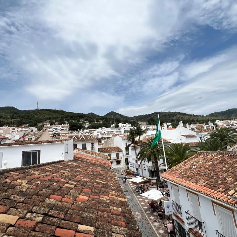 Studio Apartments in the vibrant heart of Benalmádena Pueblo - Studio with Terrace - 8