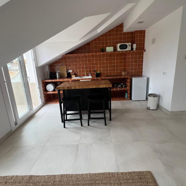 Studio Apartments in the vibrant heart of Benalmádena Pueblo - Studio with Terrace - 9