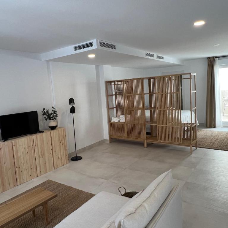 Studio Apartments in the vibrant heart of Benalmádena Pueblo - Studio with Balcony - 2