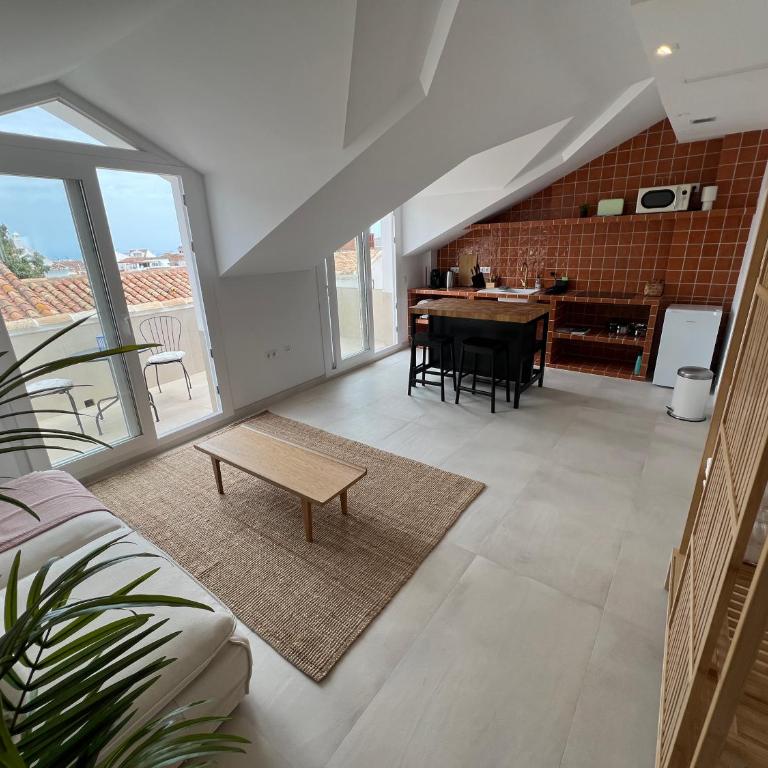 Studio Apartments in the vibrant heart of Benalmádena Pueblo - Studio with Terrace - 1