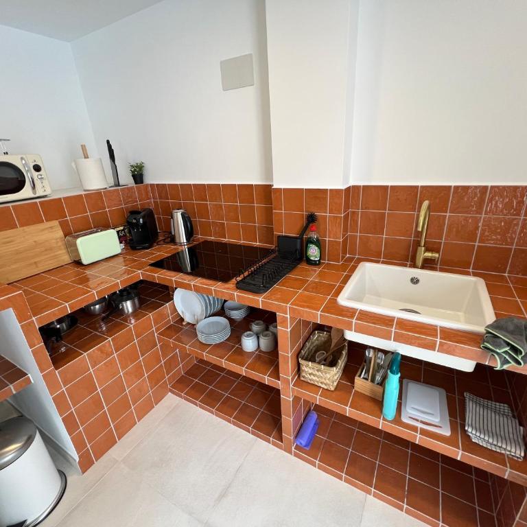 Studio Apartments in the vibrant heart of Benalmádena Pueblo - Studio with Balcony - 21