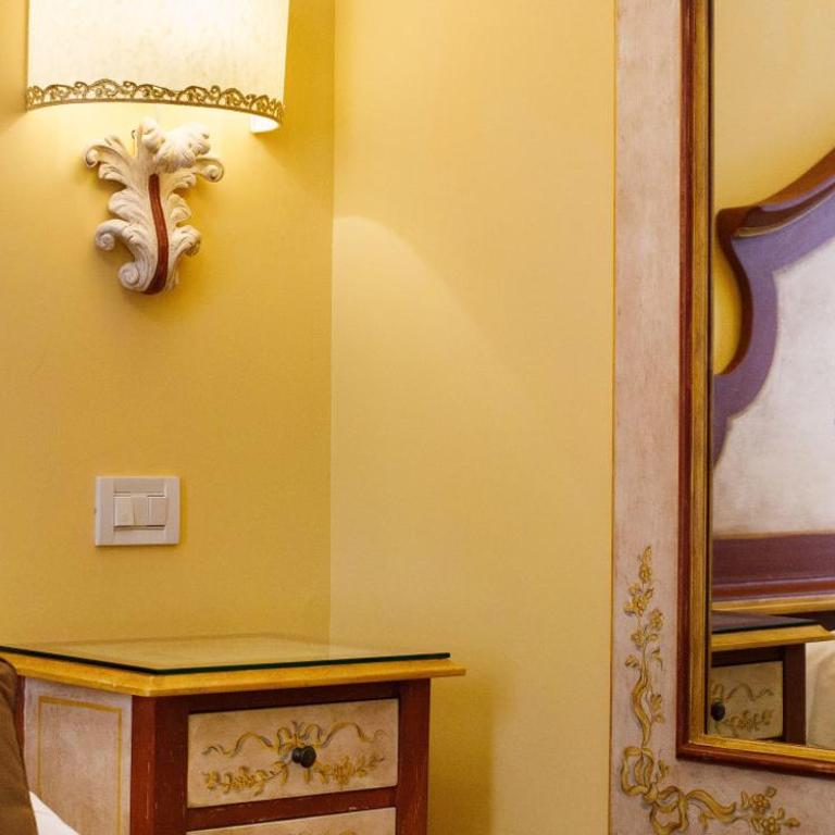 Hotel Palazzo Guardati - Classic Double Room - 8