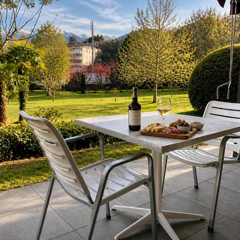 Parkhotel Emmaus - Casa del Sole - Double Room with Balcony and Garden View - 8