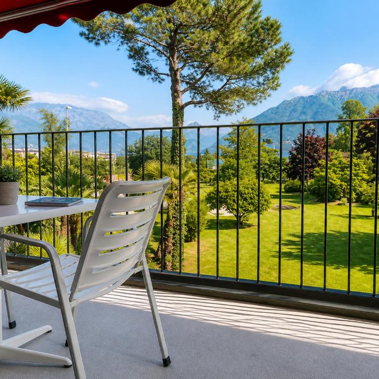Parkhotel Emmaus - Casa del Sole - Double Room with Balcony and Garden View - 7