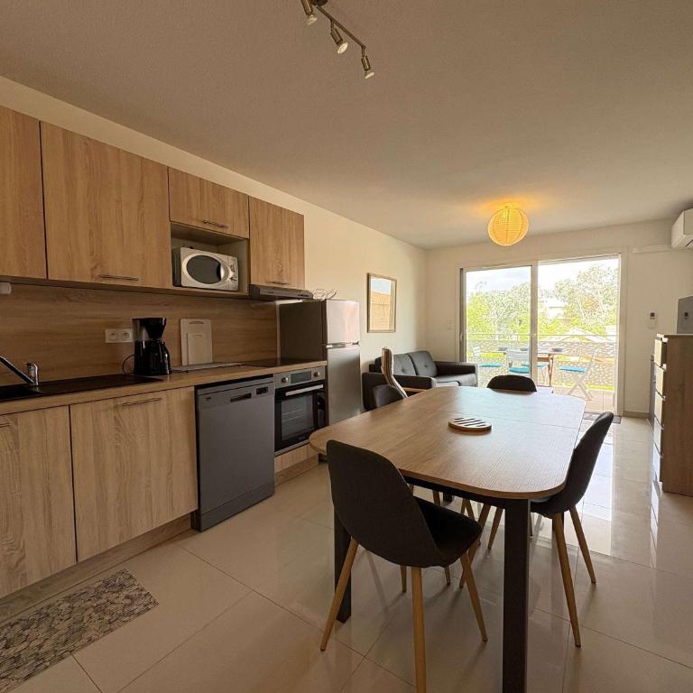 A 150m de la plage - Coquet appartement pour 4 per - Appartement - 5