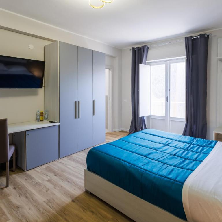 HARBOR BREEZE Trapani - Triple Room with Private Bathroom - 2