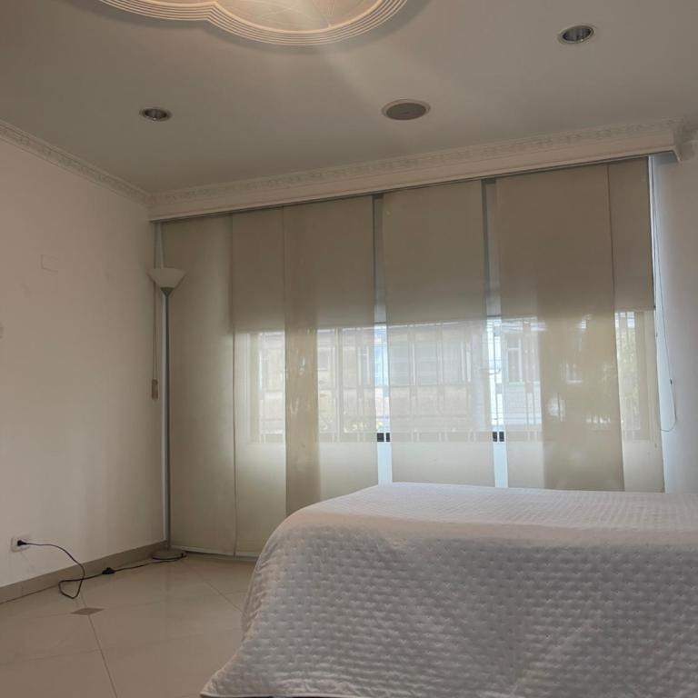 A cinco minutos de Aeropuerto - Sede 2 - Habitación Deluxe - 2