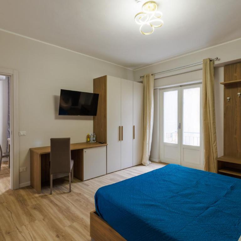 HARBOR BREEZE Trapani - Quadruple Room with Private Bathroom - 11