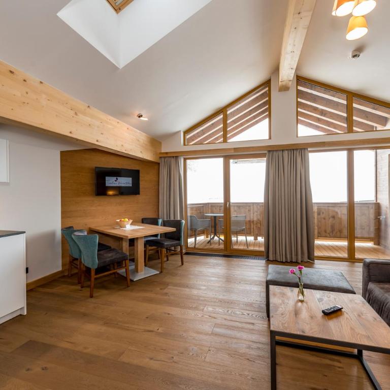 Tiroler Weinstube - Maisonette-Apartment mit Balkon - 5