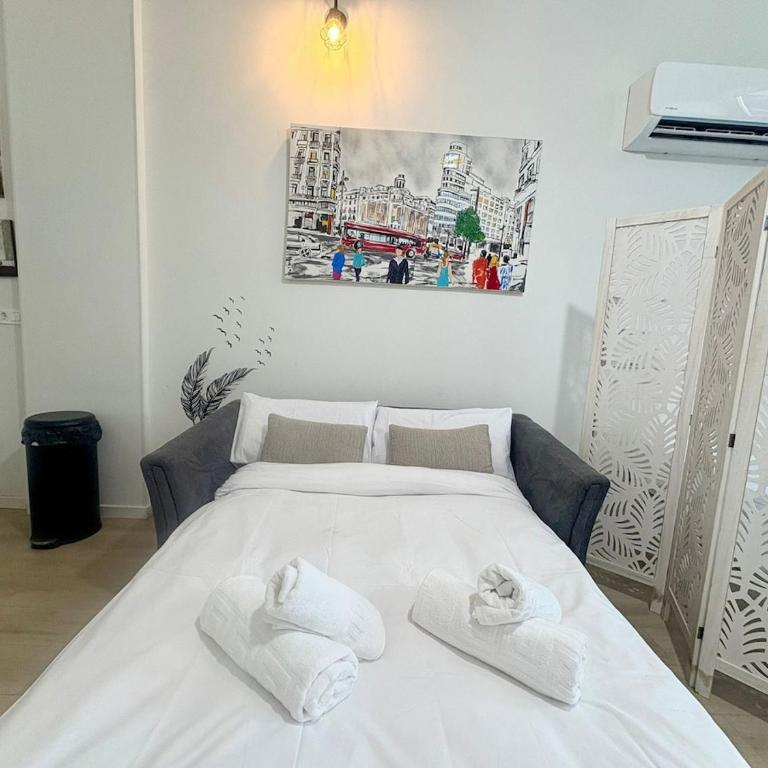Laguna del Marquesado ideal visitar Madrid con piscina - One-Bedroom Apartment with Garden - 13