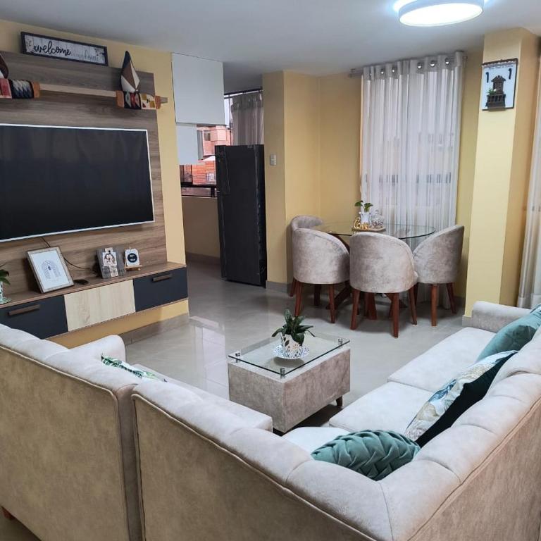 Boulevard home hostel - Lima Airport - Three-Bedroom Apartment - 6