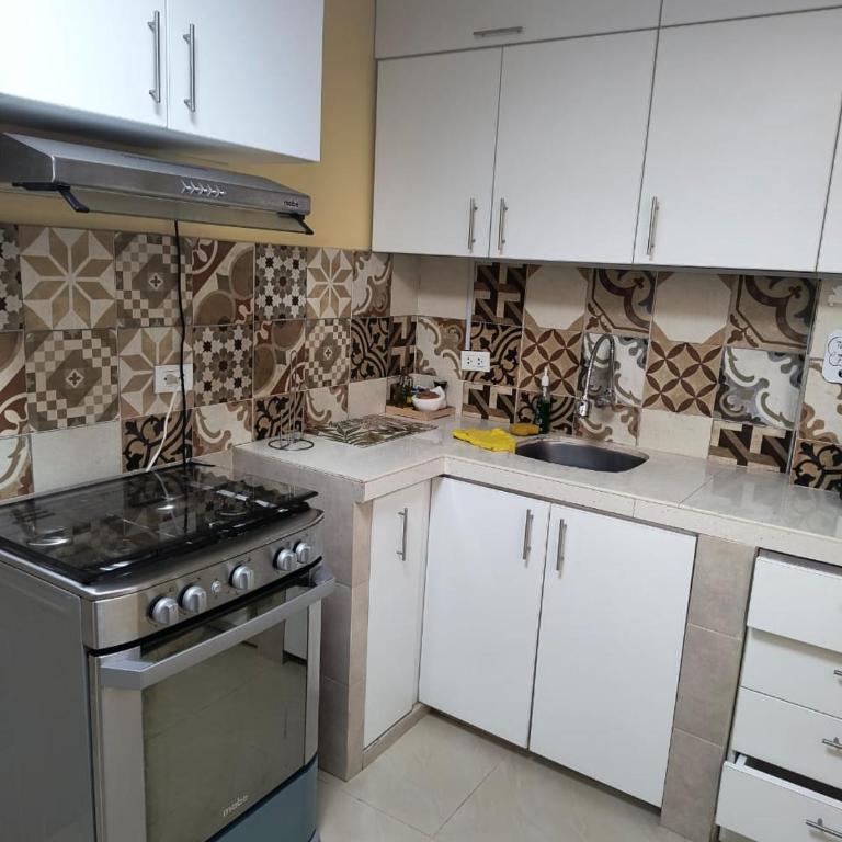 Boulevard home hostel - Lima Airport - Three-Bedroom Apartment - 3