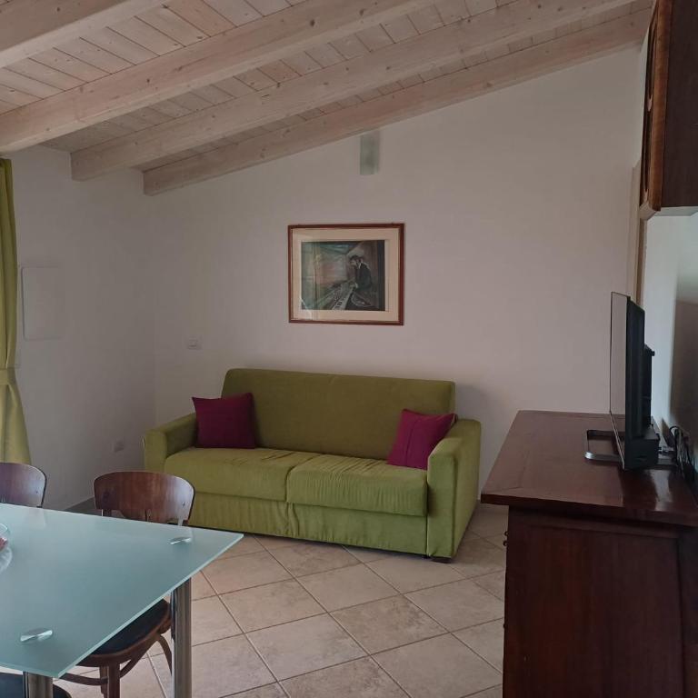 Sole e Sale in Sardegna - Appartamento Deluxe con 1 Camera da Letto e Vista Giardino - 2