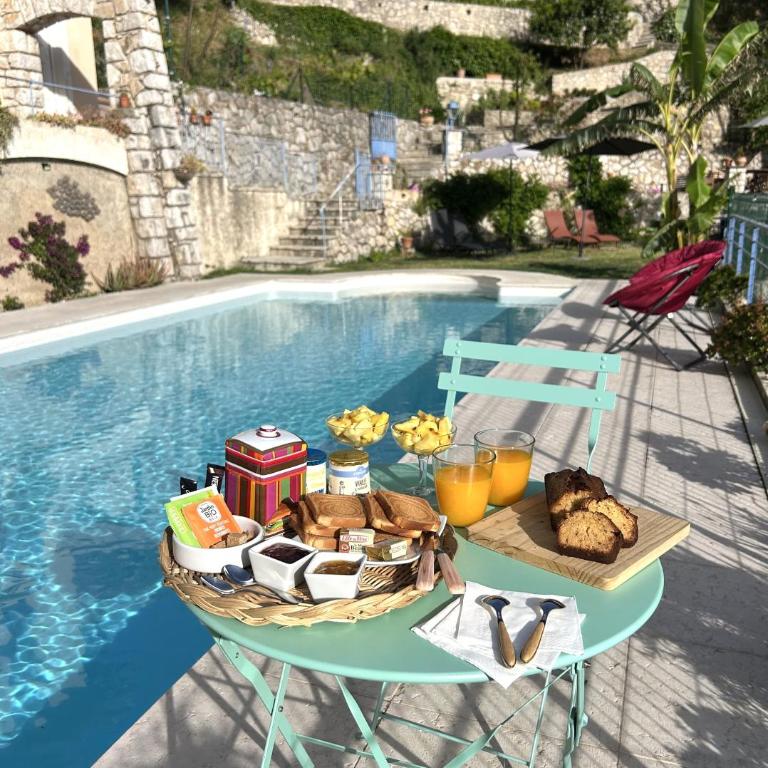 Des Ciappes et des Fées - Double Room with Terrace - 1