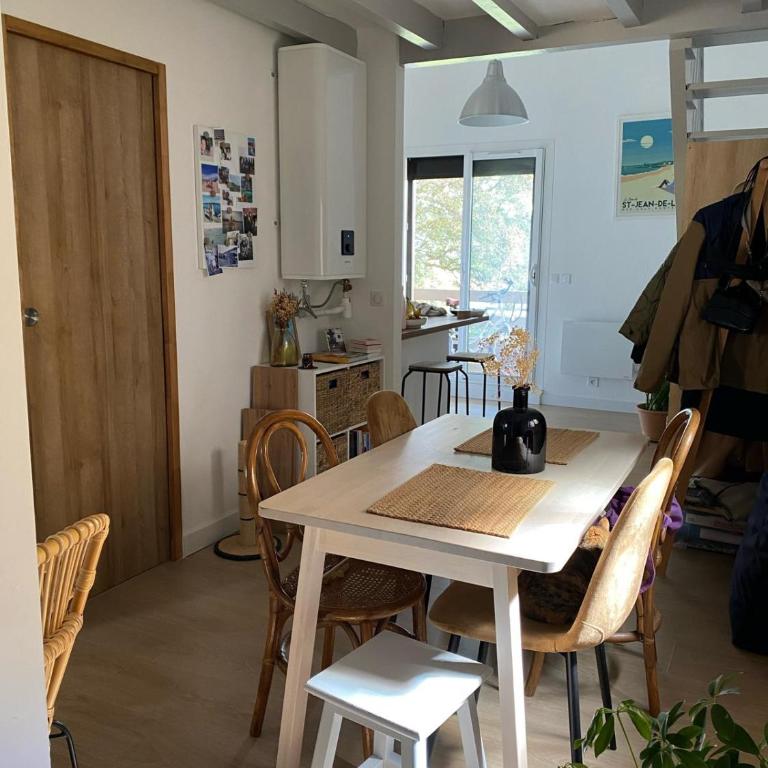 Blue Maries - One-Bedroom Apartment - 3