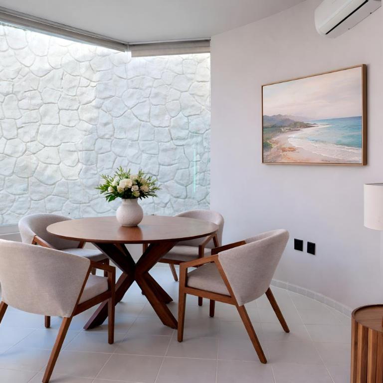 Two-Bedroom Apartment with Panoramic Ocean View and Zona Romantica - Two-Bedroom Apartment - 7